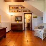 Holiday home Camelia With Garden By Wonderful Italy