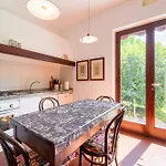 Holiday home Camelia With Garden By Wonderful Italy Bellagio