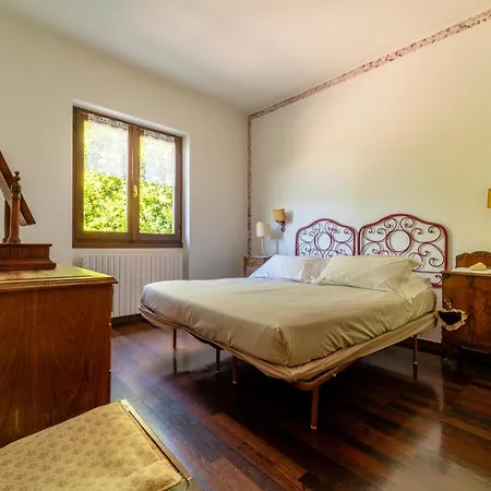 Camelia With Garden By Wonderful Italy Holiday home