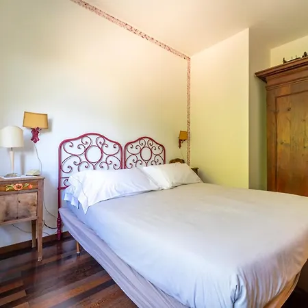 Holiday home Camelia With Garden By Wonderful Italy *