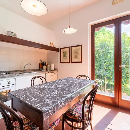 Holiday home Camelia With Garden By Wonderful Italy Bellagio