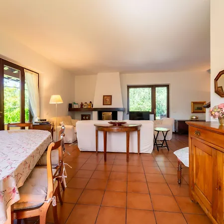 Casa de Férias Camelia With Garden By Wonderful Italy