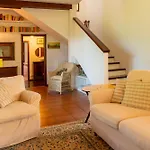 Camelia With Garden By Wonderful Italy Holiday home *